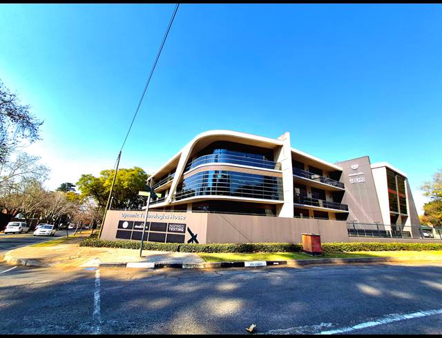 728M² OFFICE TO LET IN MELROSE ESTATE
